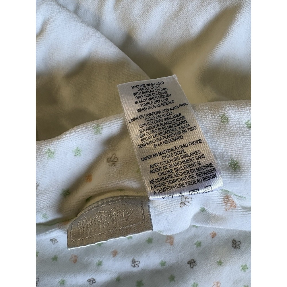 Walt Disney Collection Winnie the Pooh Embroidered Baby Blanket Reversible - Picture 6 of 8